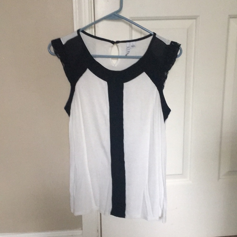 Brand New Sleeveless Blouse.